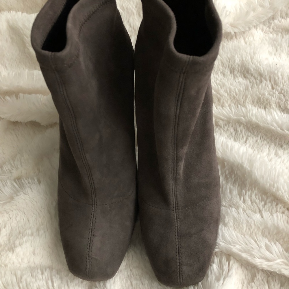 Grey & Metal Brian Atwood Booties 5.5 - Picture 3 of 8